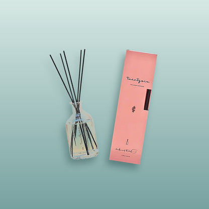 Needles and Thread - Twentysix Reed Diffuser - 250 ML