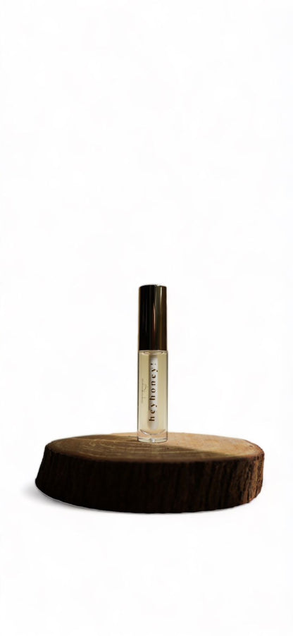 HG Aethetics HeyHoney Lip Plumping &amp; Nourishing Serum