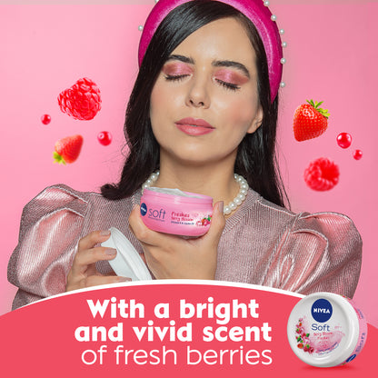 Nivea Soft Freshies Moisturizing Cream, Berry Blossom, Jar 100ml